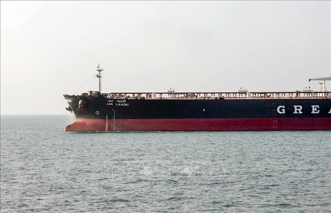 Strait of Hormuz traffic drops to 14 ships, with most leaving Persian Gulf